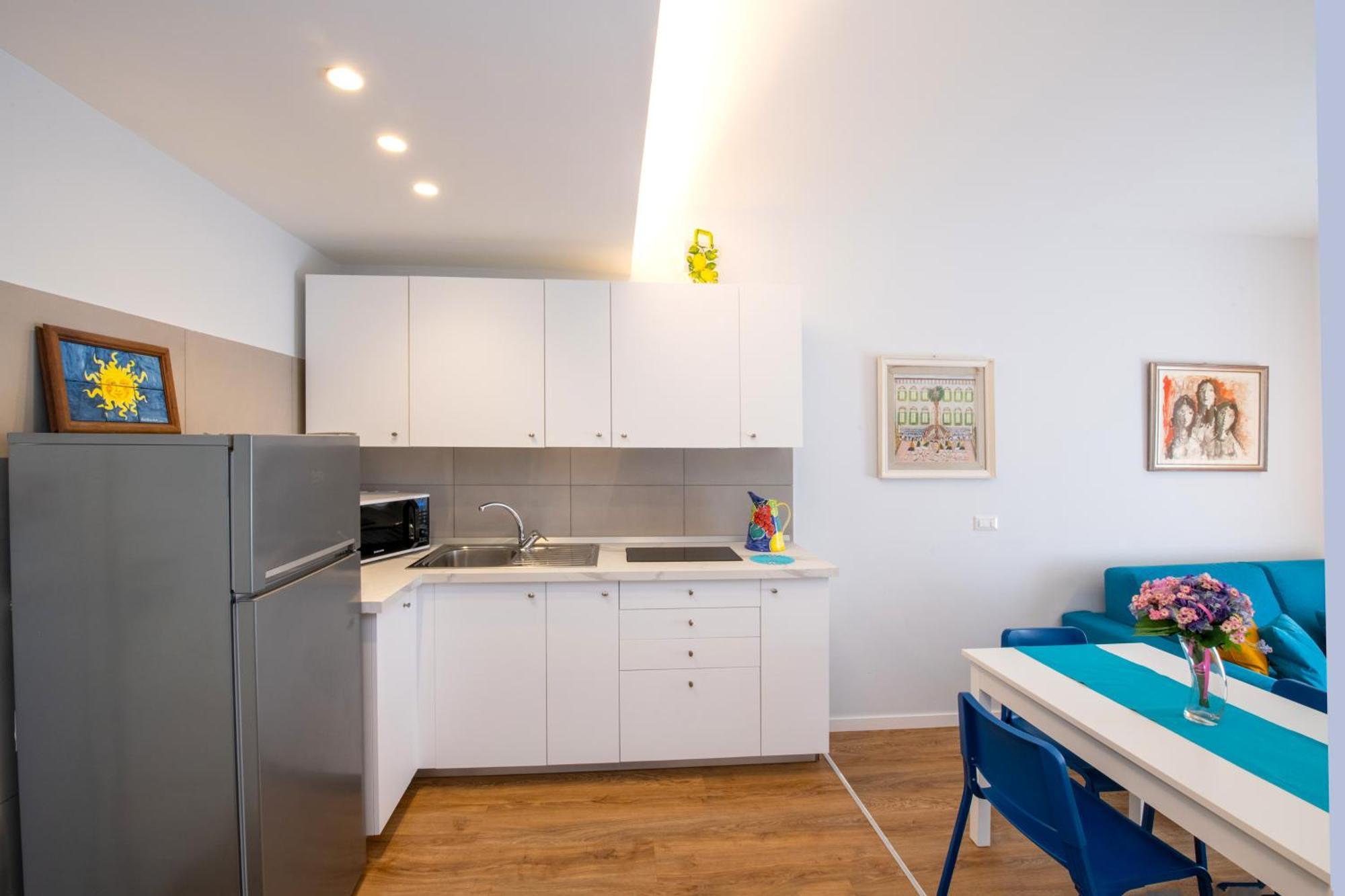 Shabby Chic Seaview Apartments 카스텔라마레디스타비아 외부 사진